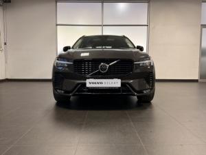 Volvo XC60 B6 AWD Ultimate Dark - Image 2
