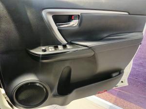 Toyota Fortuner 2.4GD-6 auto - Image 7