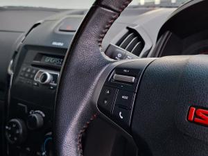 Isuzu D-Max 250 double cab X-Rider auto - Image 12