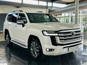 Toyota Land Cruiser 300 3.3D ZX - Image 11