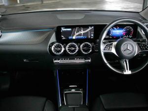 Mercedes-Benz GLA GLA200 Progressive - Image 17