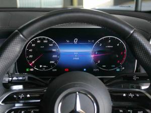 Mercedes-Benz GLC GLC300d 4Matic Avantgarde - Image 11