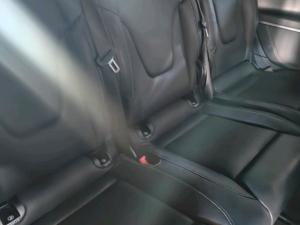 Mercedes-Benz V-Class V300d Exclusive - Image 14