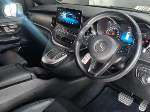 Mercedes-Benz V-Class V300d Exclusive - Image 16