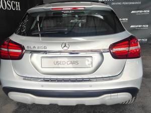 Mercedes-Benz GLA GLA200 auto - Image 10