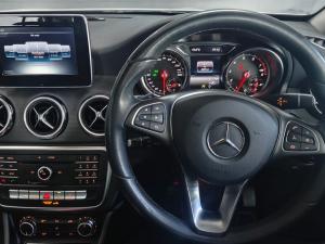 Mercedes-Benz GLA GLA200 auto - Image 9