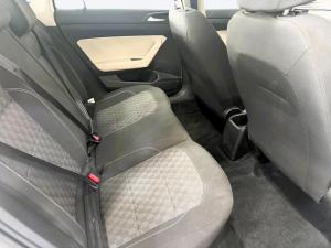 Volkswagen Polo sedan 1.6 auto - Image 11
