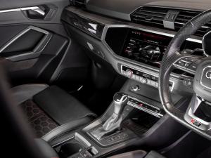Audi RSQ3 quattro - Image 11