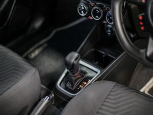 Suzuki Swift 1.2 GLX auto - Image 15