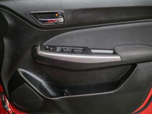 Suzuki Swift 1.2 GLX auto - Image 17