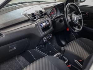 Suzuki Swift 1.2 GA - Image 10