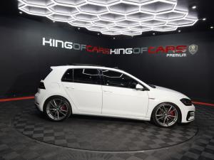 Volkswagen Golf GTI - Image 3