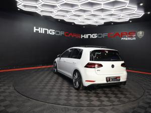 Volkswagen Golf GTI - Image 4