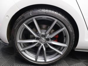Volkswagen Golf GTI - Image 7