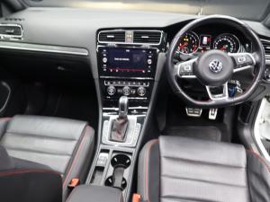 Volkswagen Golf GTI - Image 8