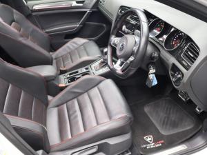 Volkswagen Golf GTI - Image 9