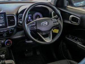 Hyundai Venue 1.0T Fluid auto - Image 13