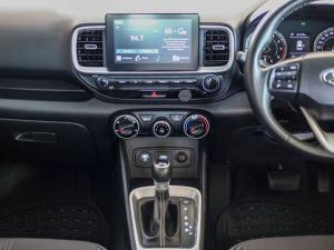 Hyundai Venue 1.0T Fluid auto - Image 14