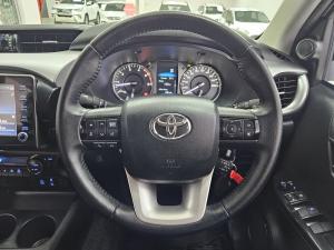 Toyota Hilux 2.8GD-6 double cab 4x4 Raider auto - Image 8