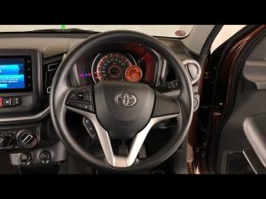 Toyota Vitz 1.0 XR manual - Image 8