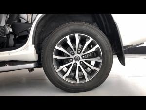 Toyota Land Cruiser Prado 2.8GD VX - Image 19