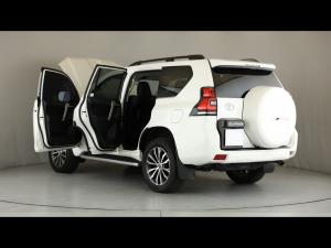 Toyota Land Cruiser Prado 2.8GD VX - Image 25