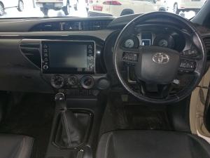 Toyota Hilux 2.8GD-6 Xtra cab Legend manual - Image 6