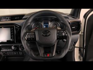 Toyota Hilux 2.8GD-6 double cab 4x4 GR-Sport - Image 8