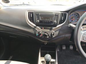 Toyota Starlet 1.4 XS - Image 14