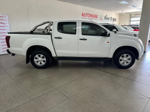 Isuzu KB 250D-Teq double cab Hi-Rider - Image 3