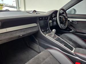 Porsche 911 GT3 touring - Image 7