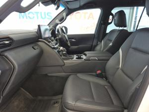 Toyota Land Cruiser 300 3.3D GR-Sport - Image 7