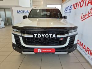 Toyota Land Cruiser 300 3.3D GR-Sport - Image 4