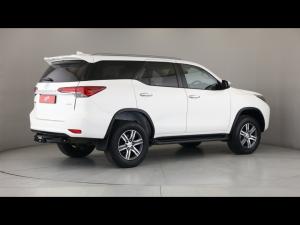 Toyota Fortuner 2.4GD-6 4x4 - Image 2