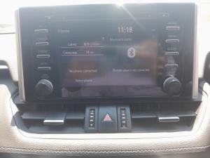 Toyota RAV4 2.0 VX - Image 13