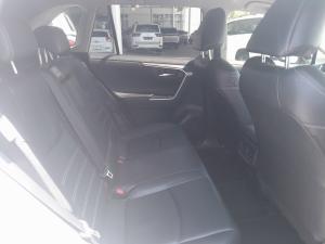 Toyota RAV4 2.0 VX - Image 16