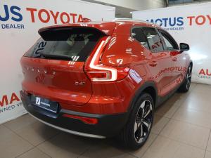 Volvo XC40 D4 AWD Momentum - Image 2