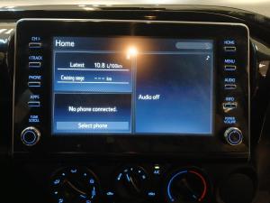 Toyota Hilux 2.8GD-6 Xtra cab Legend auto - Image 13