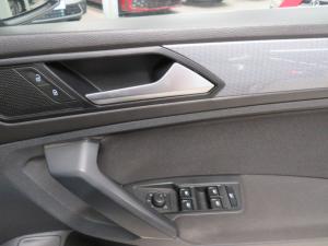 Volkswagen Tiguan 1.4 TSI Life DSG - Image 19