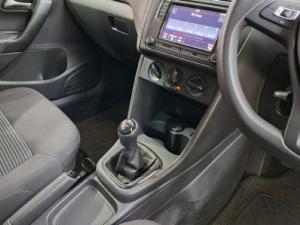 Volkswagen Polo Vivo hatch 1.4 Comfortline - Image 10