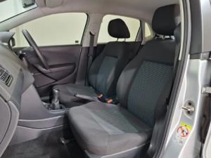 Volkswagen Polo Vivo hatch 1.4 Comfortline - Image 6