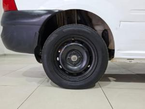 Nissan NP200 1.6i (aircon) - Image 7