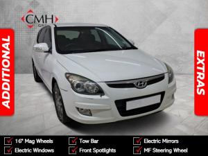 Hyundai i30 1.6 GLS - Image 1