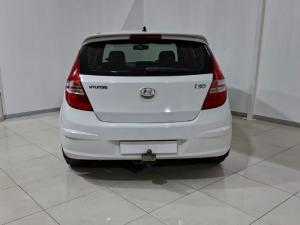 Hyundai i30 1.6 GLS - Image 4