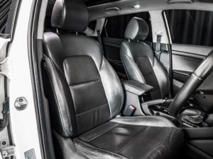 Hyundai Tucson 2.0CRDi Elite - Image 8