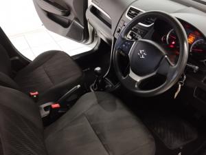 Suzuki Swift hatch 1.2 GL - Image 10
