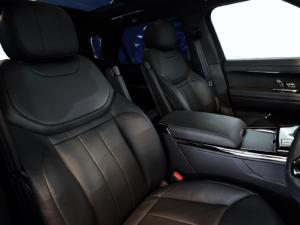 Land Rover Range Rover Sport D350 Dynamic HSE - Image 33