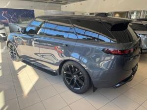Land Rover Range Rover Sport D350 Dynamic HSE - Image 3