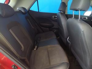 Hyundai Venue 1.0T Fluid auto - Image 11
