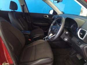 Hyundai Venue 1.0T Fluid auto - Image 12
